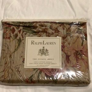 Vintage Ralph Lauren Twin Deep Fitted Sheet. Guinevere floral pattern.